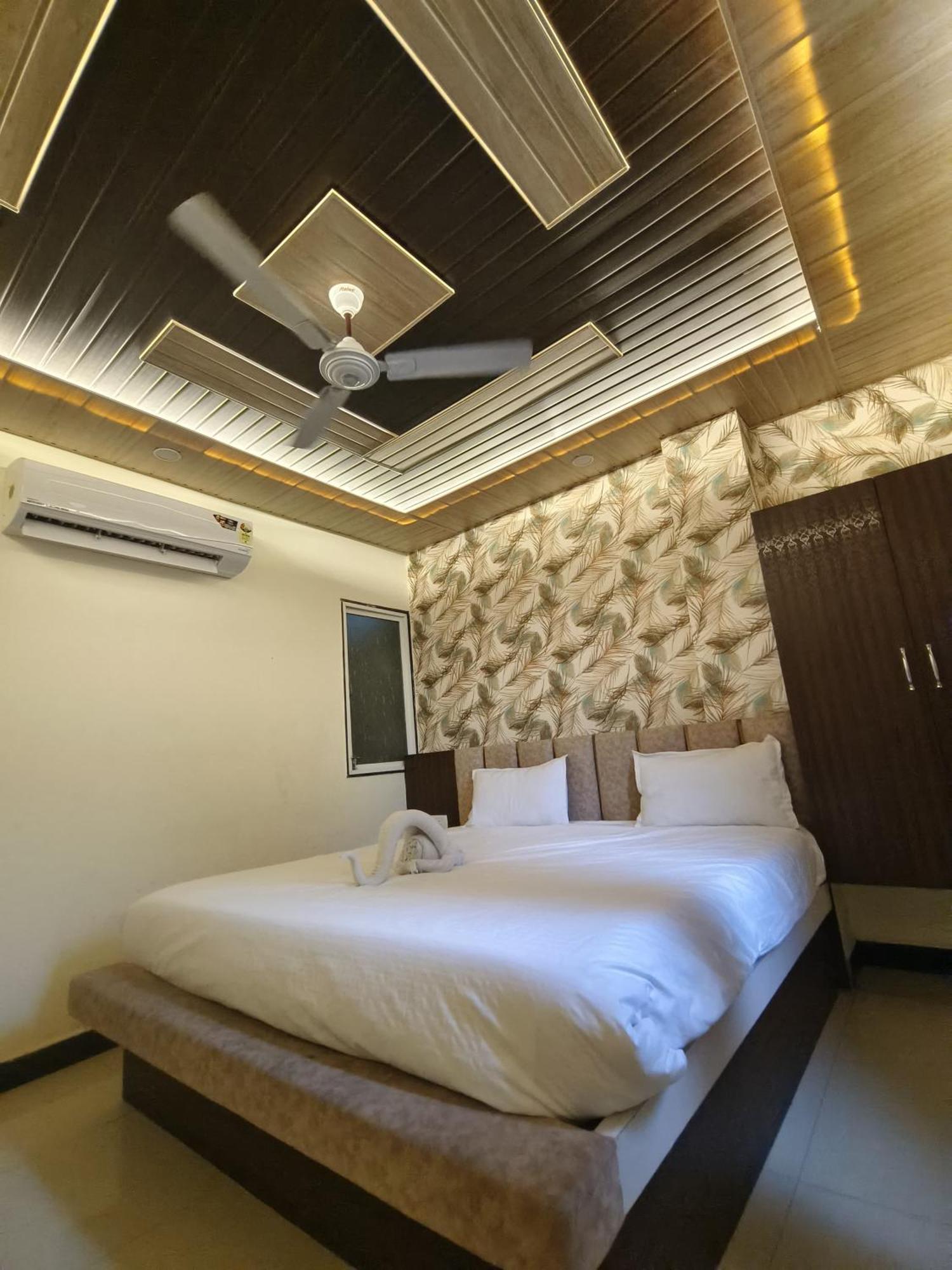 Hotel Jain Shree อุจเจน ภายนอก รูปภาพ